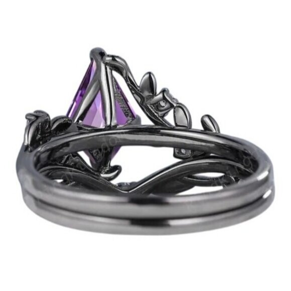 Rhombus Cut Purple Natural Amethyst Engagement Wedding Ring Set in Rhodium - Picture 4 of 7